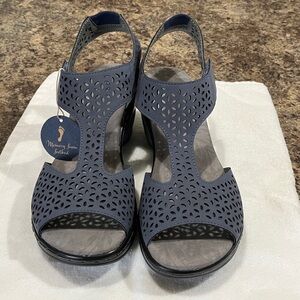 JBU Chloe by Jambu Navy Cutout Sandals. Wedge heel. New.